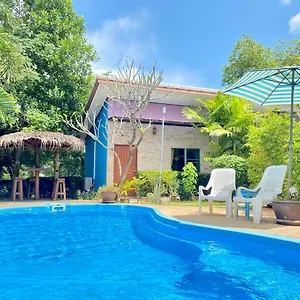 Canal 2*, Nai Yang Beach Thaïlande